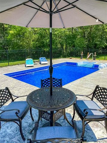 53 Lela Lane, Hannibal, MO 63401