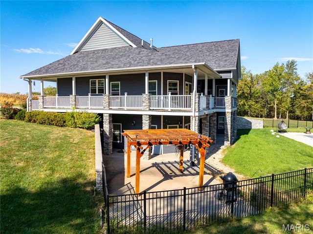 53 Lela Lane, Hannibal, MO 63401