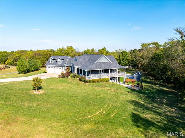 53 Lela Lane, Hannibal, MO 63401