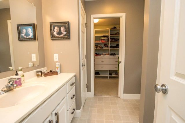 14 Eagle Ridge Court, North Mankato, MN 56003