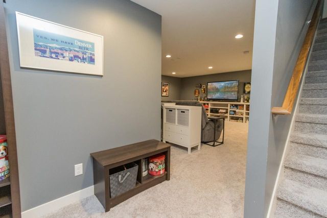 14 Eagle Ridge Court, North Mankato, MN 56003