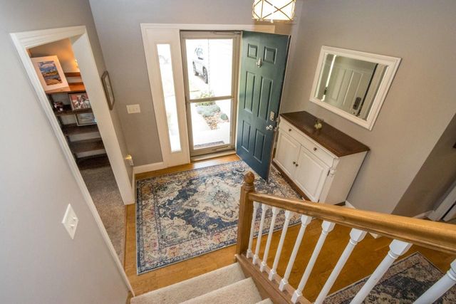 14 Eagle Ridge Court, North Mankato, MN 56003