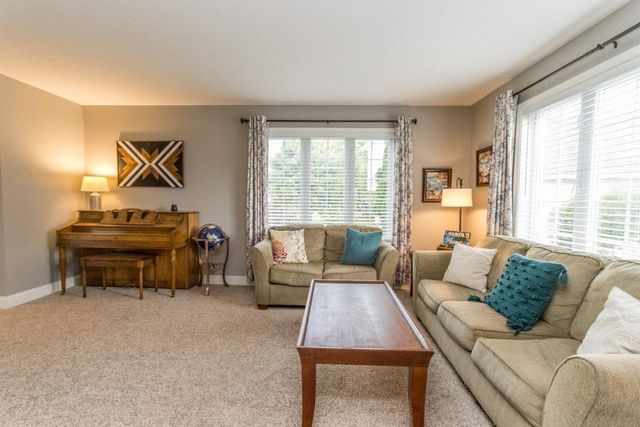 14 Eagle Ridge Court, North Mankato, MN 56003