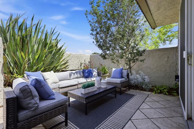 17 Rinconada Circle, Belmont, CA 94002