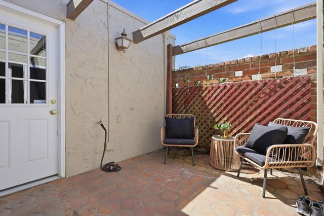 17 Rinconada Circle, Belmont, CA 94002