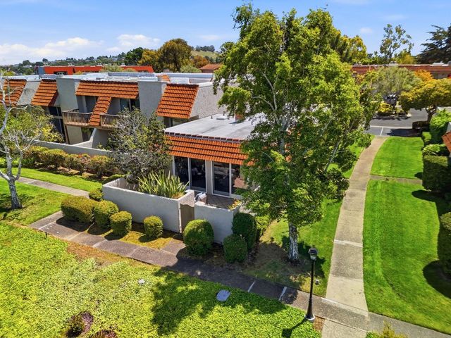 17 Rinconada Circle, Belmont, CA 94002