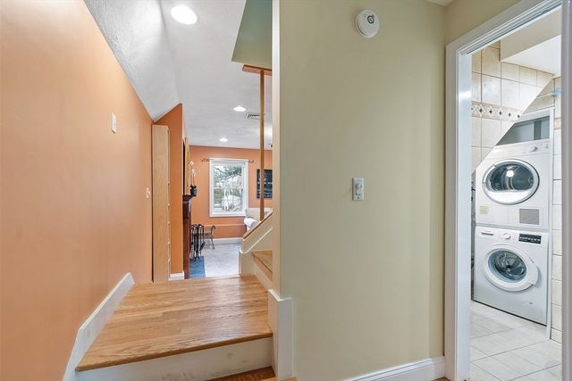 7 Brooksbie Road 2, Bedford, MA 01730