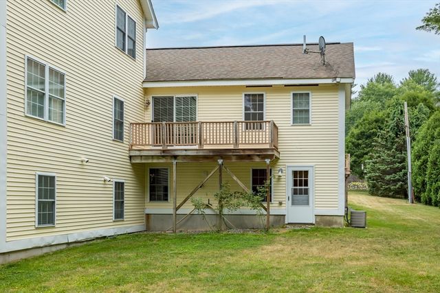 7 Brooksbie Road 2, Bedford, MA 01730