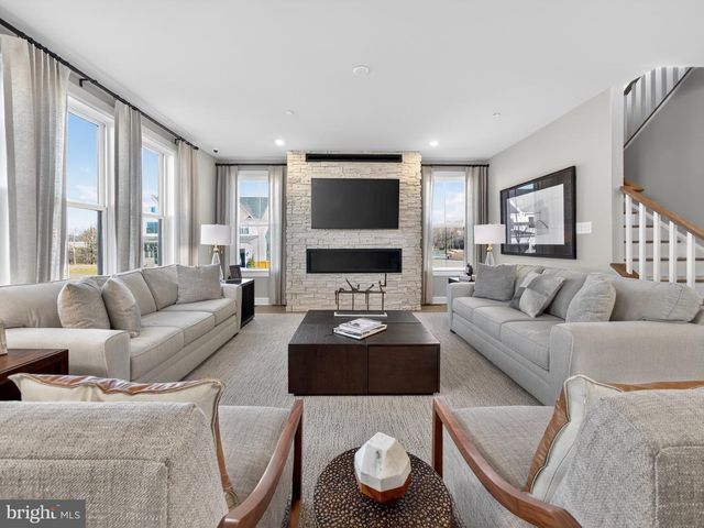 167 BRAZIER LN, Exton, PA 19341