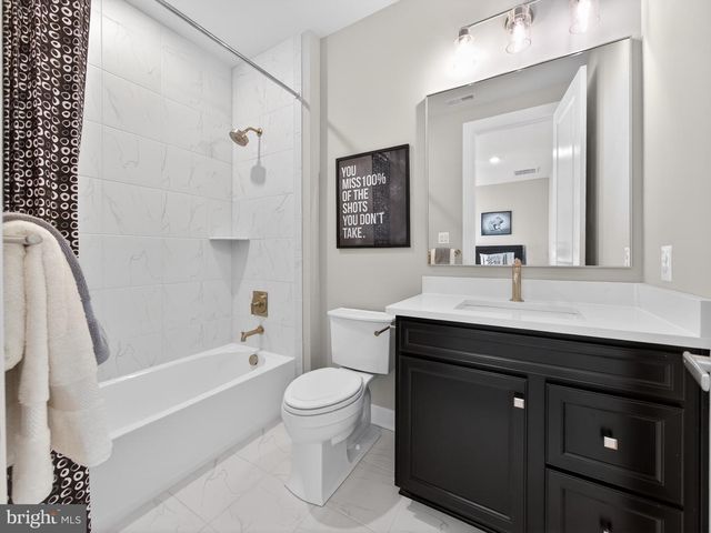 167 BRAZIER LN, Exton, PA 19341