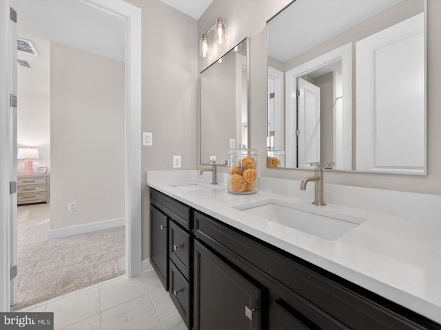 167 BRAZIER LN, Exton, PA 19341