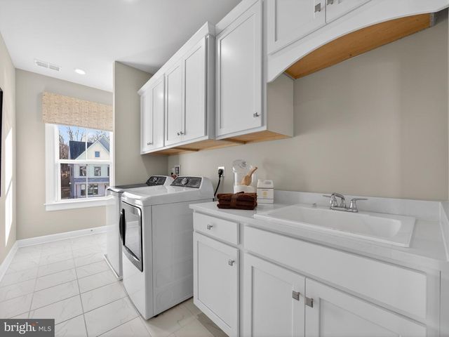 167 BRAZIER LN, Exton, PA 19341