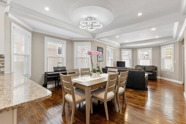 43 Kenmere Rd 1, Medford, MA 02155