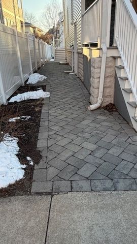 43 Kenmere Rd 1, Medford, MA 02155