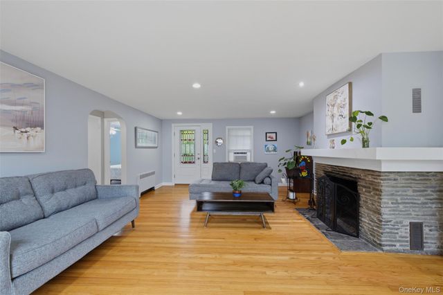16 Ward Street, Suffern, NY 10901