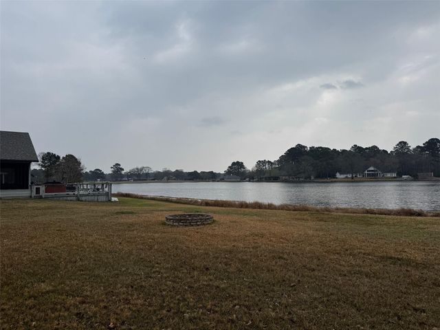 133 Greenway Drive, Trinity, TX 75862