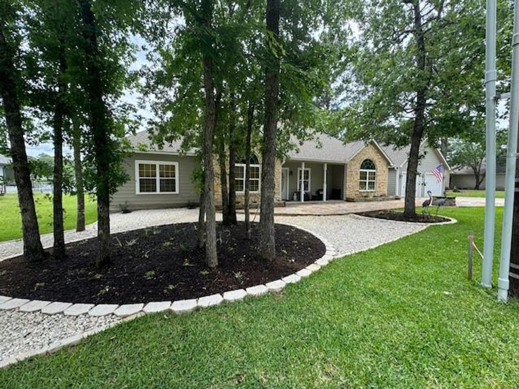 133 Greenway Drive, Trinity, TX 75862