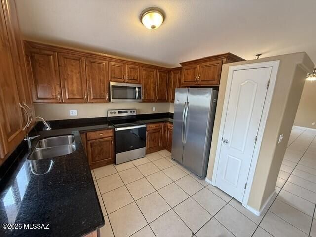 1979 W Cholla Estate Drive, Tucson, AZ 85704