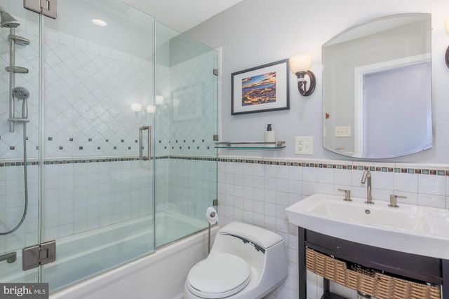 6202 REDWING ROAD RD, Bethesda, MD 20817