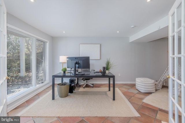 6202 REDWING ROAD RD, Bethesda, MD 20817