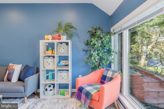 6202 REDWING ROAD RD, Bethesda, MD 20817