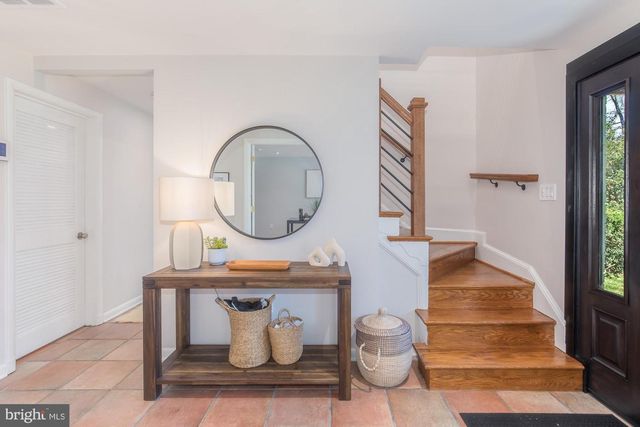 6202 REDWING ROAD RD, Bethesda, MD 20817