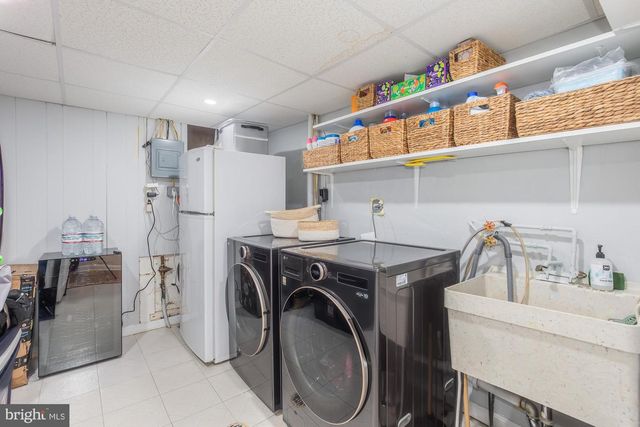 6202 REDWING ROAD RD, Bethesda, MD 20817