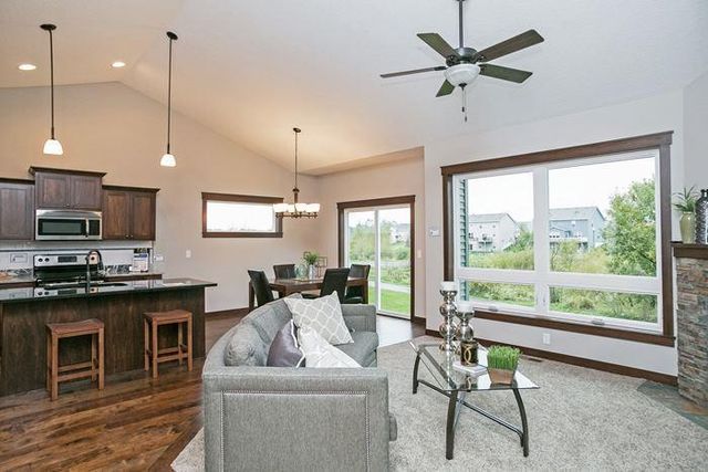 2140 120th Lane NE, Blaine, MN 55449