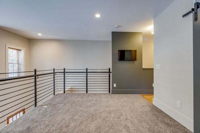 1038 9th Ave, N, Nashville, TN 37208