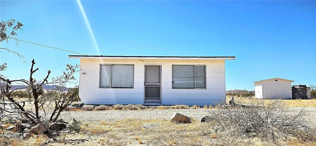 86725 Misty Trl, 29 Palms, CA 92277