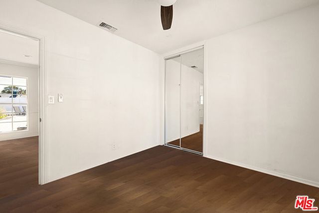 19432 Hartland Street, Reseda, CA 91335