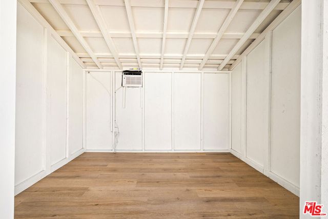 19432 Hartland Street, Reseda, CA 91335