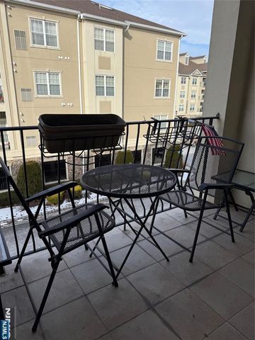 6208 Harcourt Road, Clifton, NJ 07013