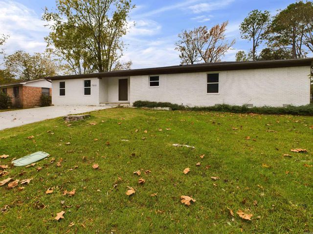 7808 McDaniel Drive, Little Rock, AR 72209
