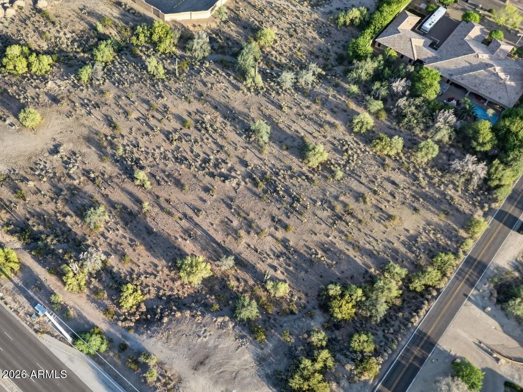 Image 9 of property listing at 10575 N 130TH Street 1, Scottsdale, AZ 85259