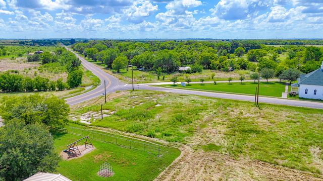 101 W Main Street, Richland, TX 76681