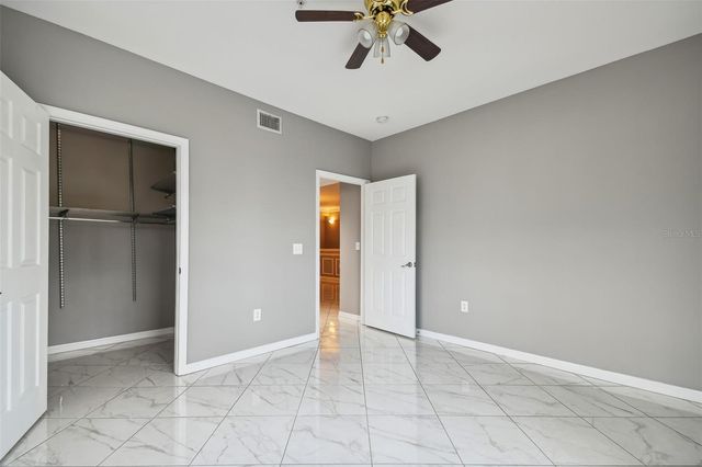 1201 BAY CLUB CIRCLE, Tampa, FL 33607
