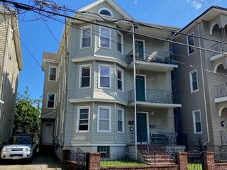 179 Deane St 2, New Bedford, MA 02746