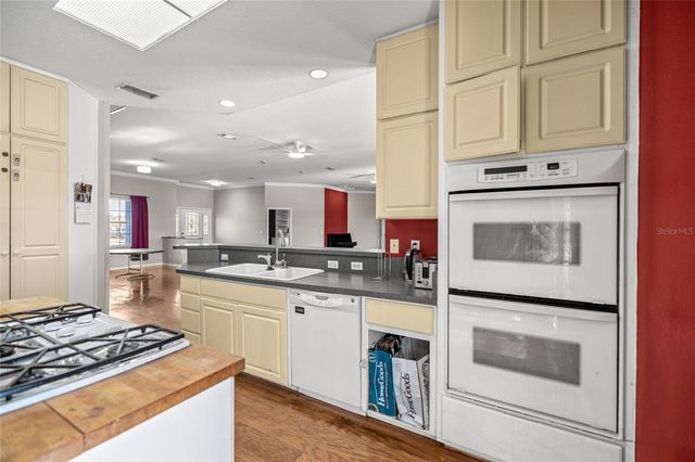 1351 SE 196TH COURT, Morriston, FL 32668