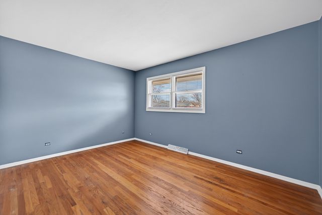 5870 GARRETT Lane, Rockford, IL 61107