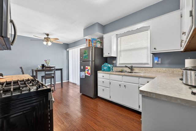 5870 GARRETT Lane, Rockford, IL 61107