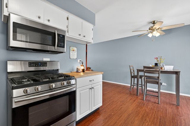 5870 GARRETT Lane, Rockford, IL 61107