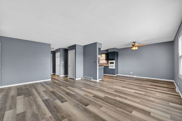 5870 GARRETT Lane, Rockford, IL 61107