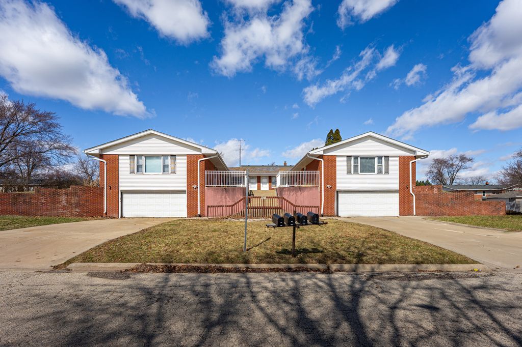 5870 GARRETT Lane, Rockford, IL 61107