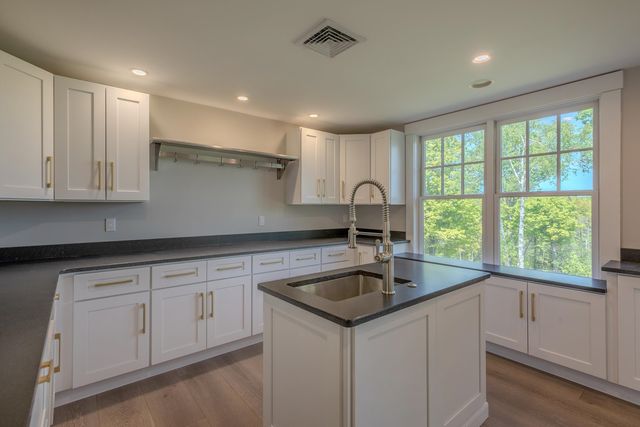 1702 North Puckerbrush Road, Reading, VT 05062