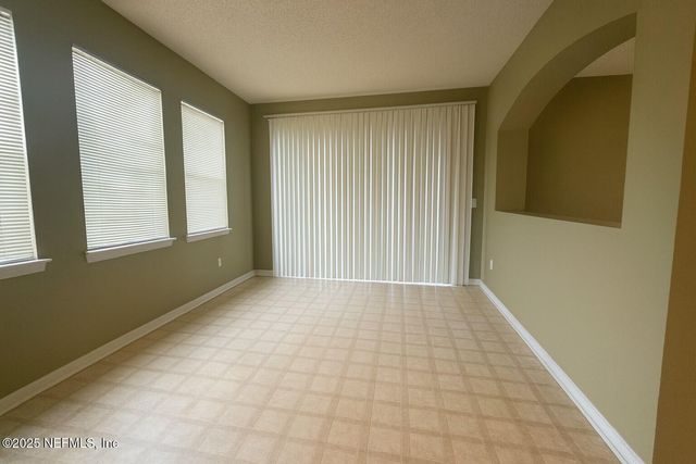 998 FOX CHAPEL Lane, Jacksonville, FL 32221