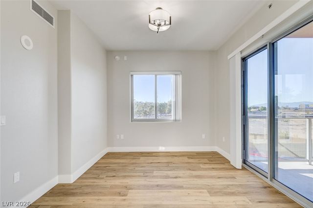 8255 Las Vegas Boulevard 201, Las Vegas, NV 89123