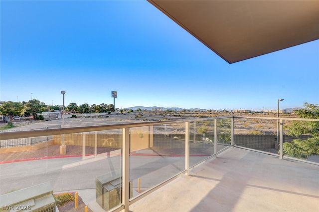 8255 Las Vegas Boulevard 201, Las Vegas, NV 89123