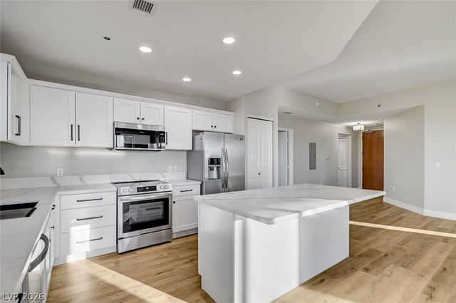8255 Las Vegas Boulevard 201, Las Vegas, NV 89123
