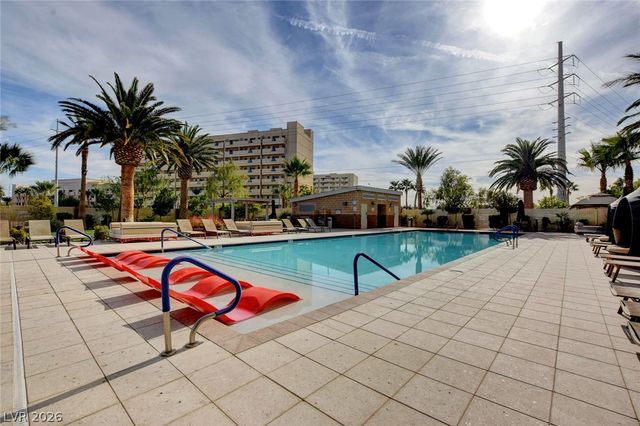 8255 Las Vegas Boulevard 201, Las Vegas, NV 89123